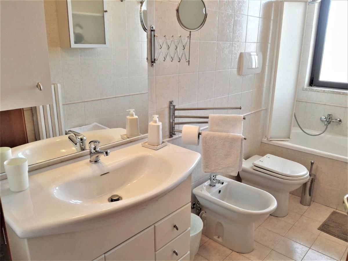 Apartamento La Bomboniera Bari Exterior foto