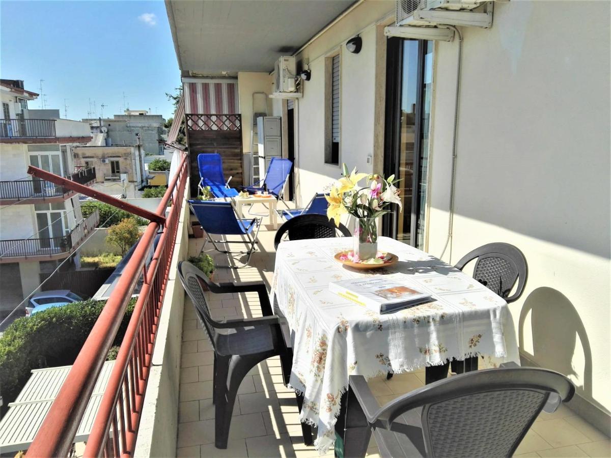 Apartamento La Bomboniera Bari Exterior foto